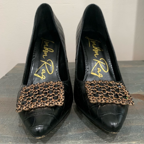 London Rag Women's Black Stiletto Pumps Heels in Size 7 Brooch Accent on Toe - Picture 4 of 14